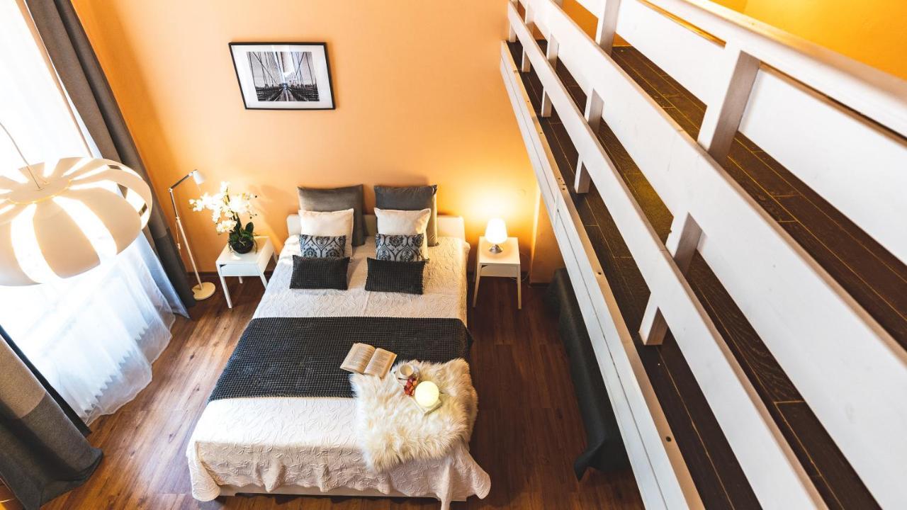 The Grand Royal 3Bdr Heart Of Old Town Apartment Прага Екстериор снимка