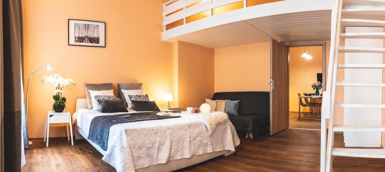 The Grand Royal 3Bdr Heart Of Old Town Apartment Прага Екстериор снимка